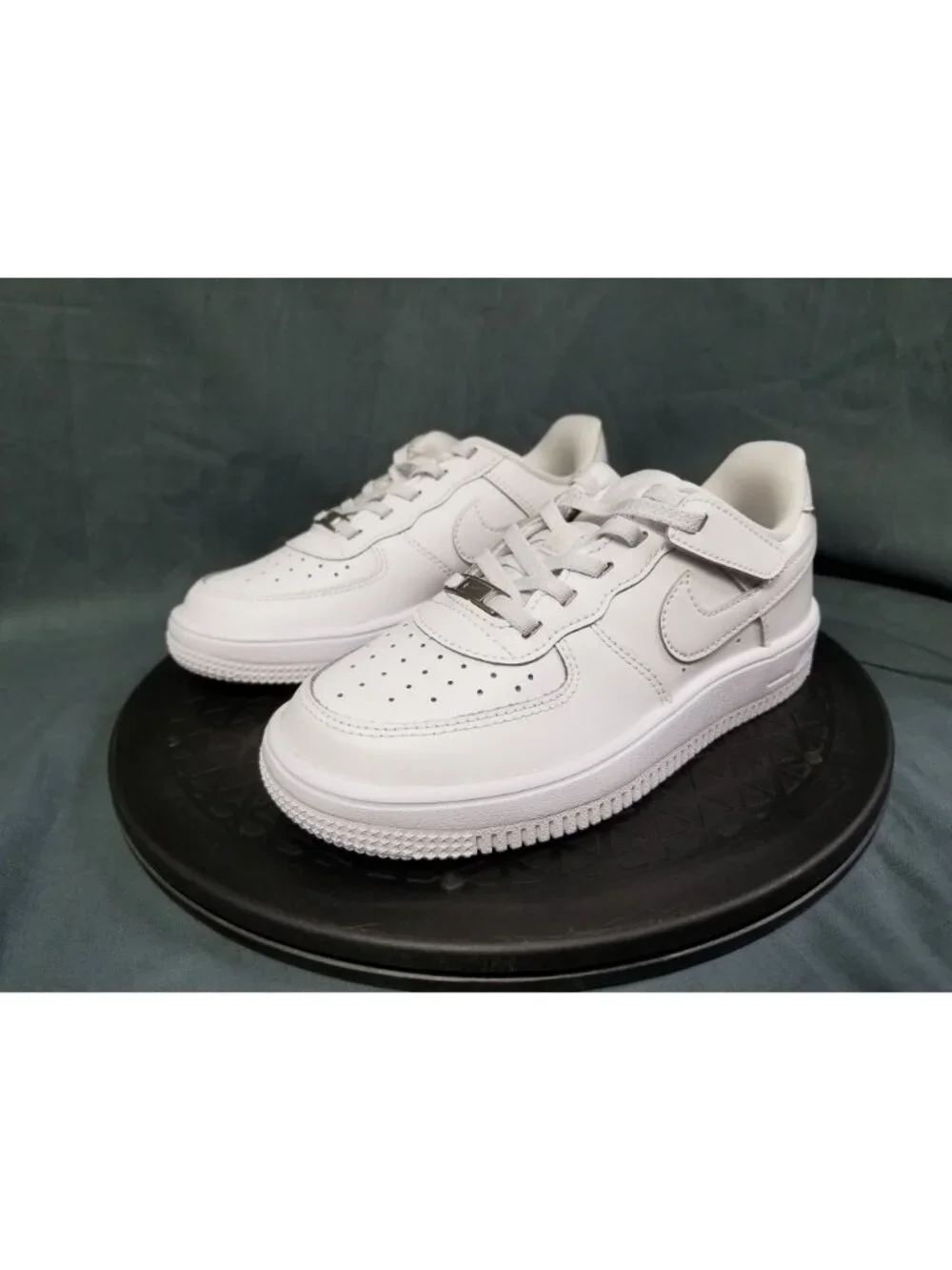 Nike Force 1 Low Easyon (PS) Sneakers White Kids Size 2.5Y NEW IN BOX!